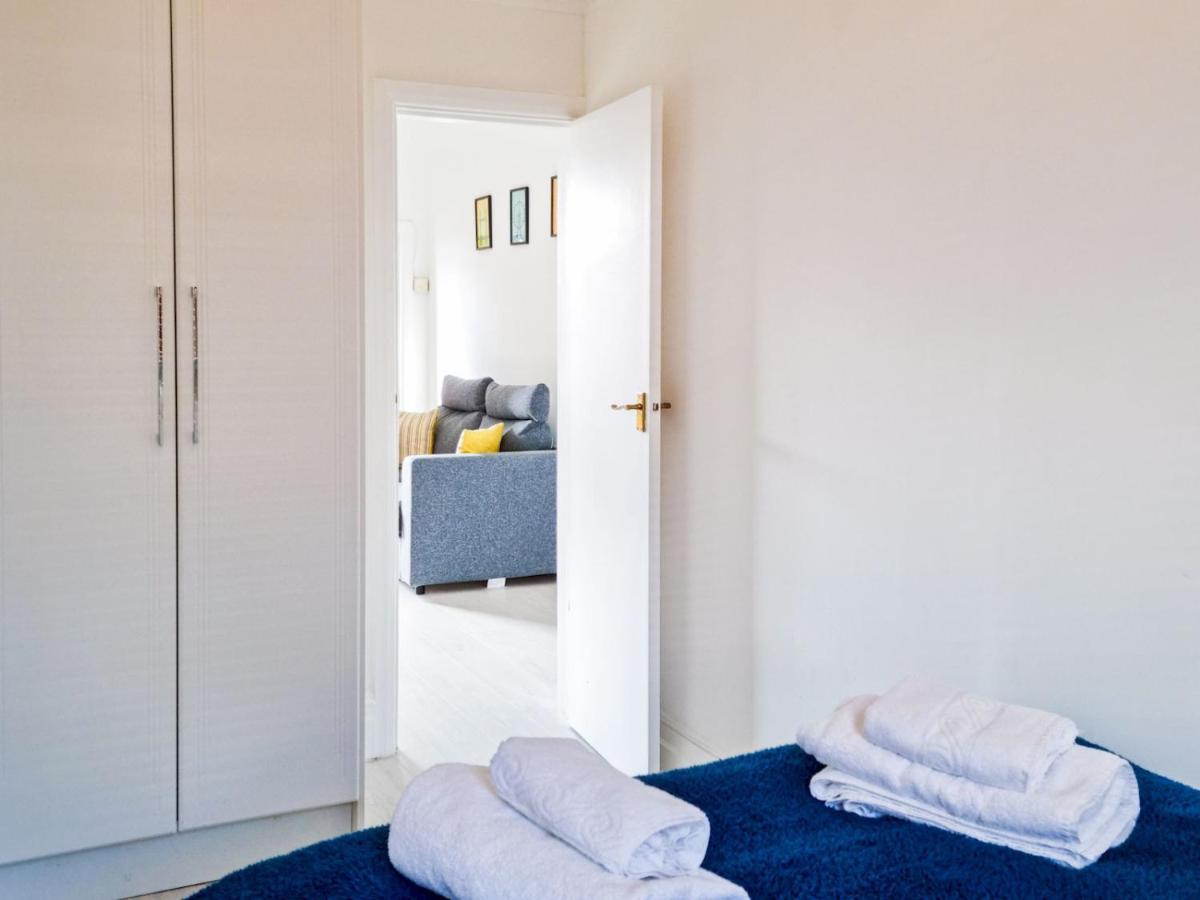 Апартаменти Pass The Keys Wimbledon Hideaway Лондон Екстер'єр фото