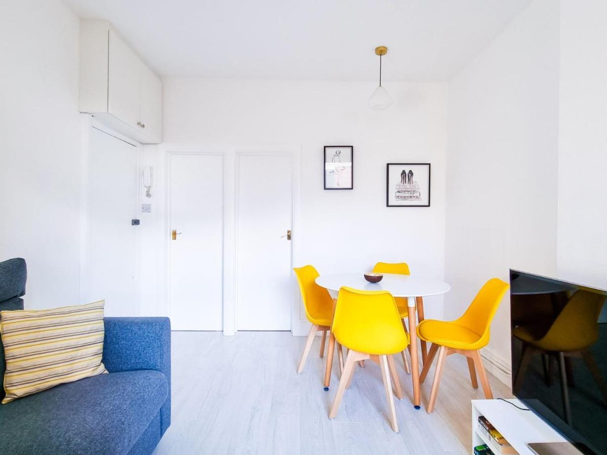 Апартаменти Pass The Keys Wimbledon Hideaway Лондон Екстер'єр фото